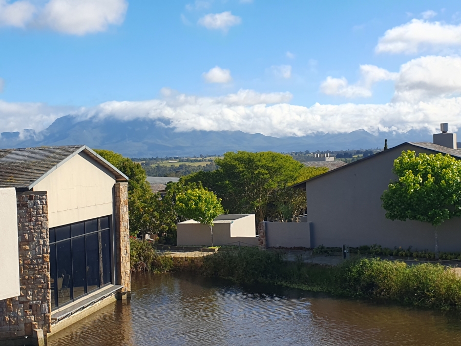 2 Bedroom Property for Sale in Oubaai Western Cape